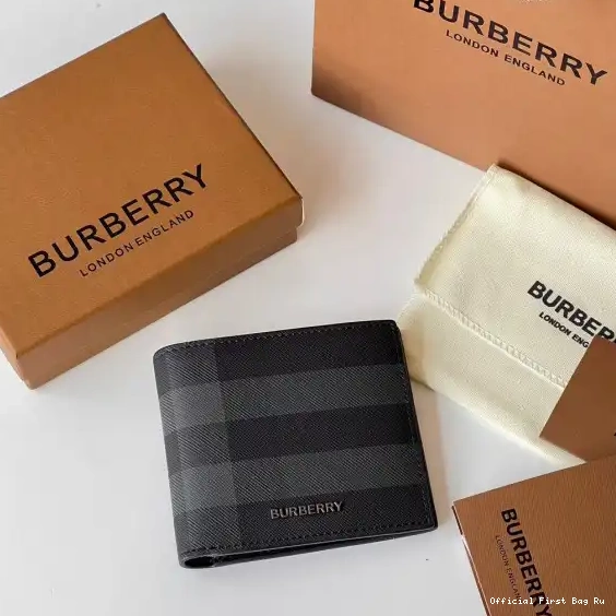Official First Bag Ru WALLET BURBERRY 0602